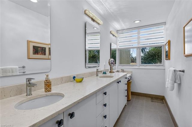 6537 Marissa LOOP # 4, Naples, FL 34108