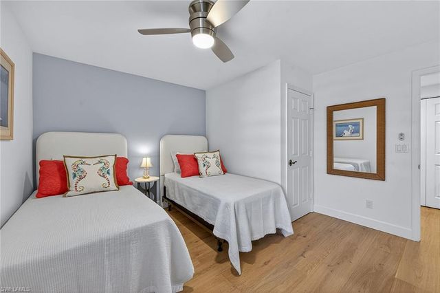 6537 Marissa LOOP # 4, Naples, FL 34108