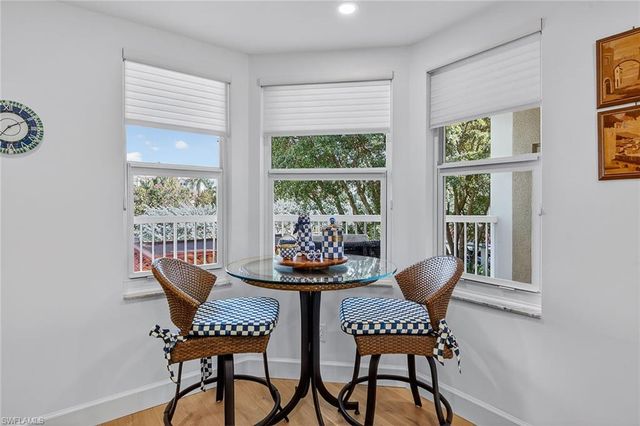 6537 Marissa LOOP # 4, Naples, FL 34108