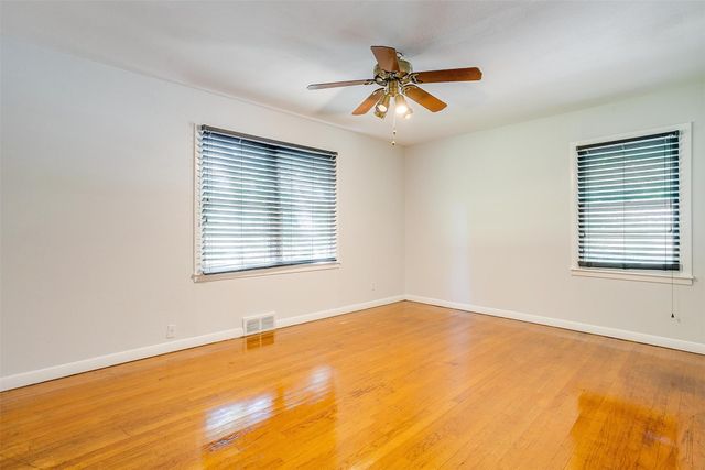 3921 Spurgeon, Fort Worth, TX 76133