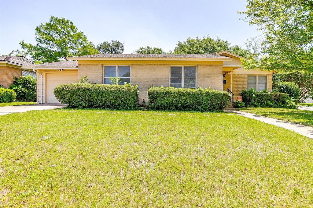 3921 Spurgeon, Fort Worth, TX 76133