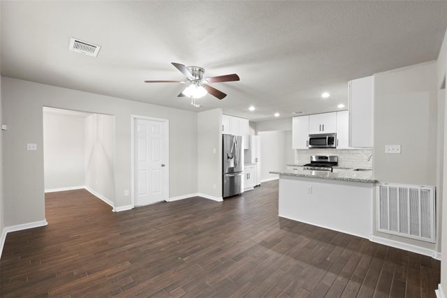 709 E 41st Street, Houston, TX 77022