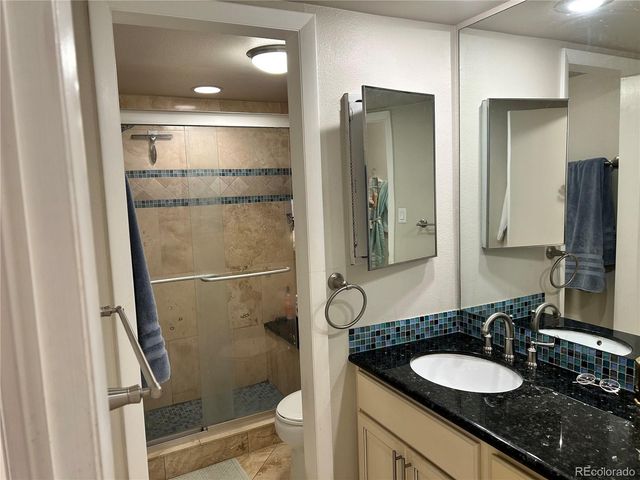 4250 S Olive Street 106, Denver, CO 80237