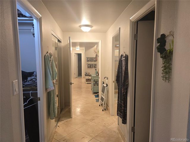 4250 S Olive Street 106, Denver, CO 80237