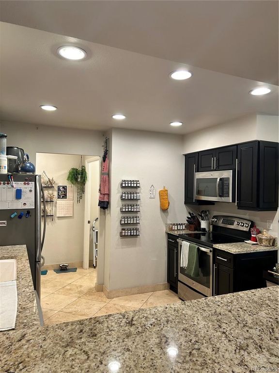 4250 S Olive Street 106, Denver, CO 80237