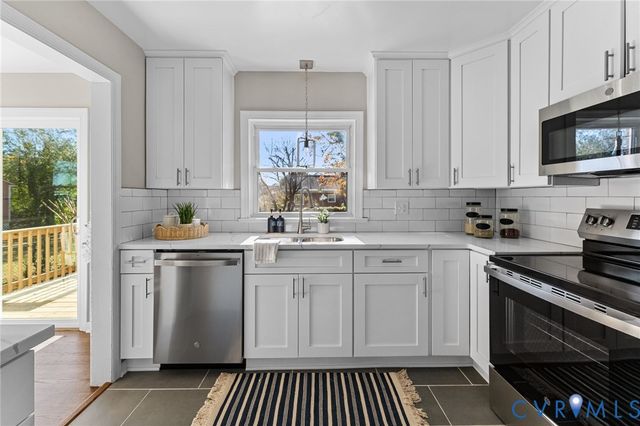 8005 Three Chopt Rd, Henrico, VA 23229