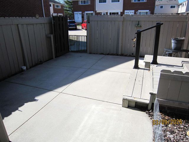 8238 FARNUM Avenue, Warren, MI 48093