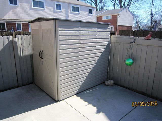 8238 FARNUM Avenue, Warren, MI 48093