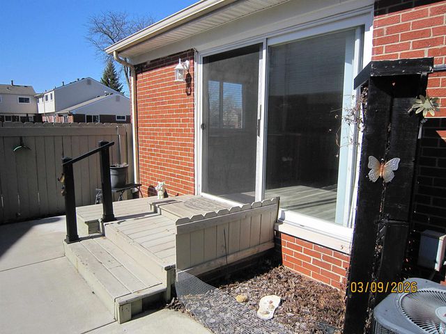 8238 FARNUM Avenue, Warren, MI 48093