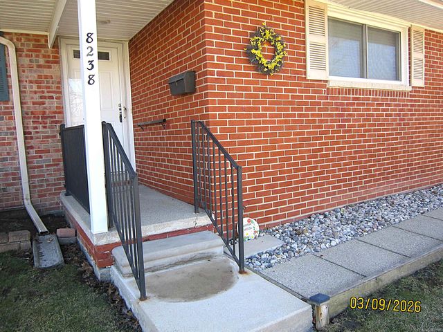 8238 FARNUM Avenue, Warren, MI 48093