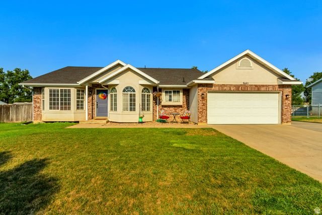 1643 LEWIS AND CLARK DR, Centerville, UT 84014