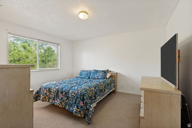 1643 LEWIS AND CLARK DR, Centerville, UT 84014