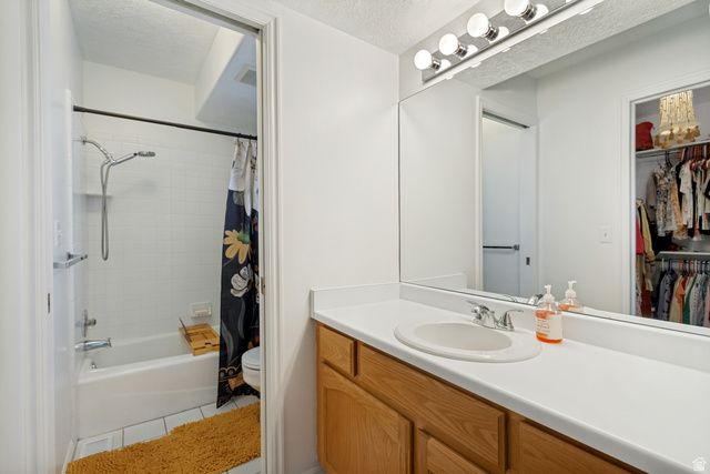 1643 LEWIS AND CLARK DR, Centerville, UT 84014
