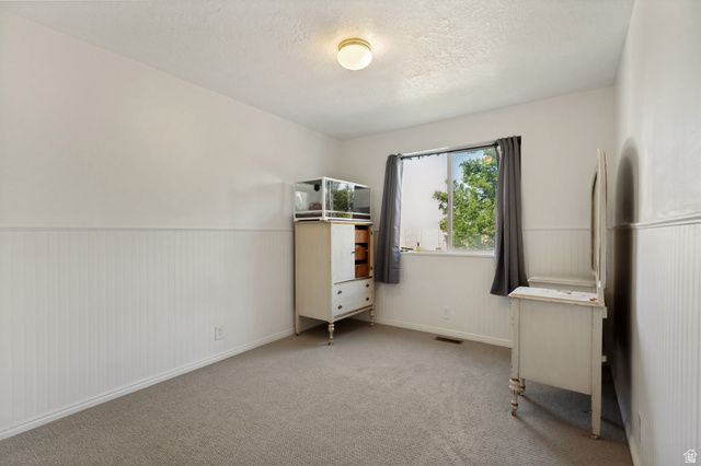 1643 LEWIS AND CLARK DR, Centerville, UT 84014