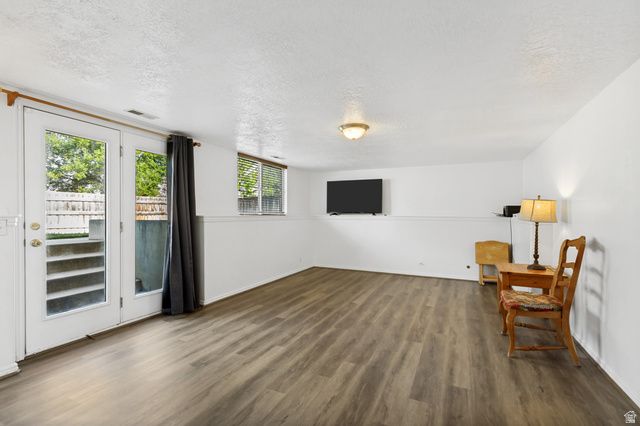 1643 LEWIS AND CLARK DR, Centerville, UT 84014