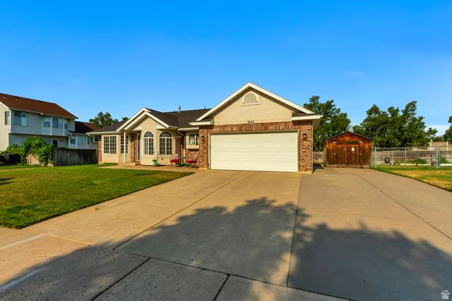 1643 LEWIS AND CLARK DR, Centerville, UT 84014