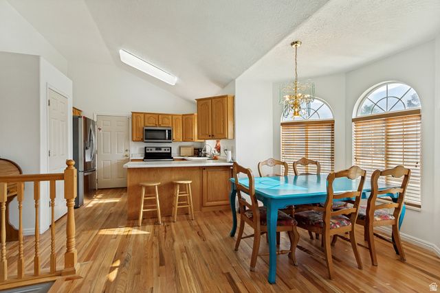 1643 LEWIS AND CLARK DR, Centerville, UT 84014