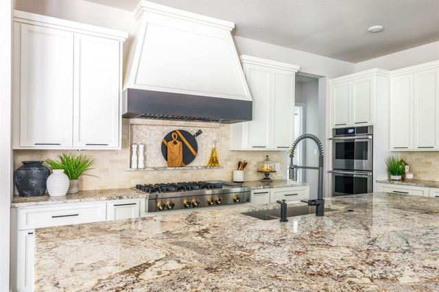 8619 Woods Hollow Trail, Fulshear, TX 77406
