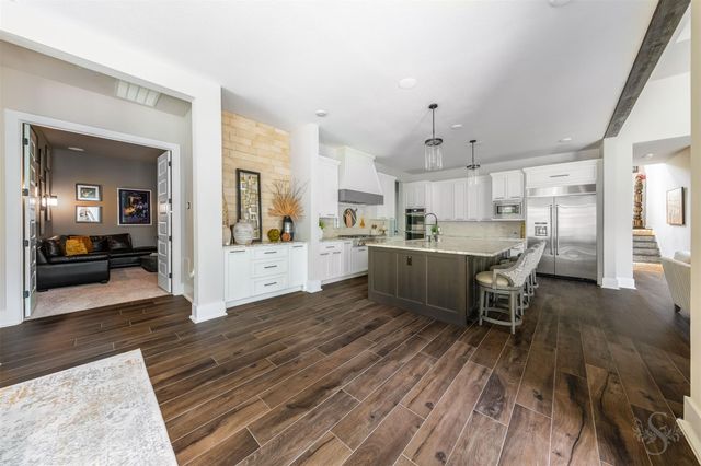 8619 Woods Hollow Trail, Fulshear, TX 77406