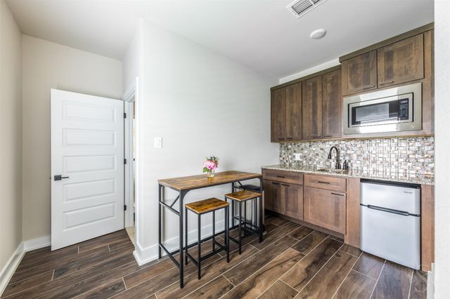 8619 Woods Hollow Trail, Fulshear, TX 77406