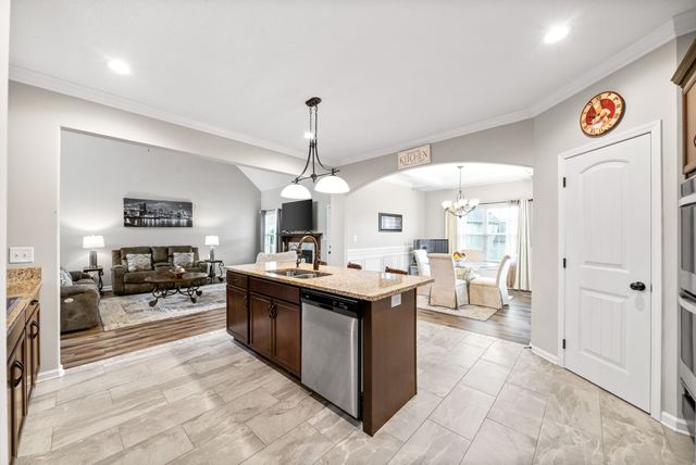 1152 Folly Beach Dr, Clarksville, TN 37042
