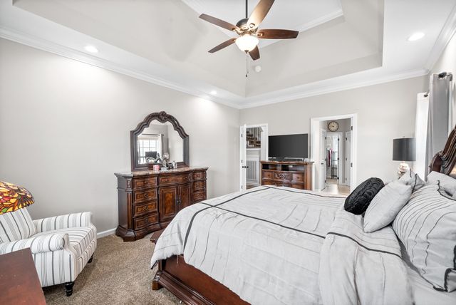 1152 Folly Beach Dr, Clarksville, TN 37042