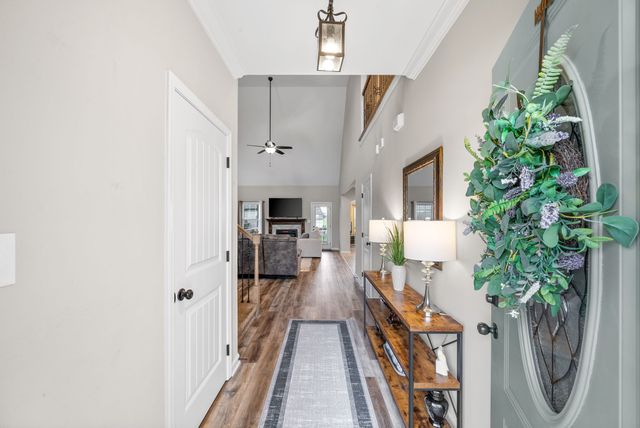 1152 Folly Beach Dr, Clarksville, TN 37042
