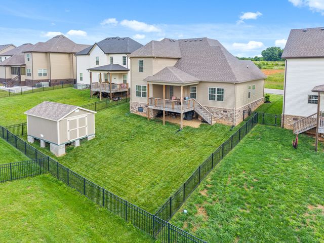 1152 Folly Beach Dr, Clarksville, TN 37042