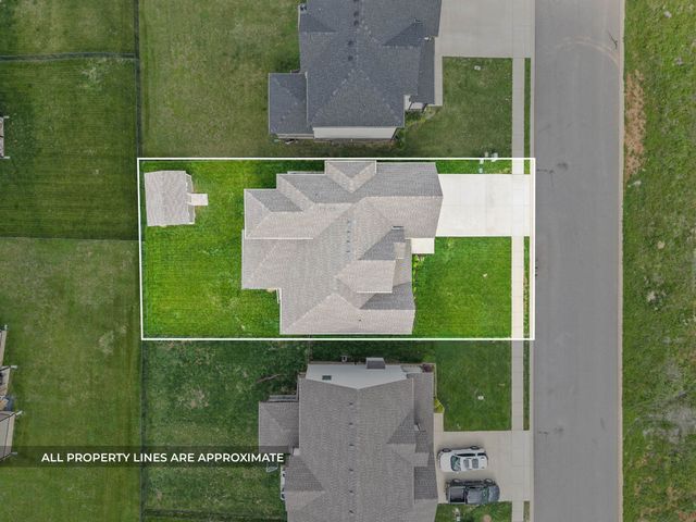 1152 Folly Beach Dr, Clarksville, TN 37042