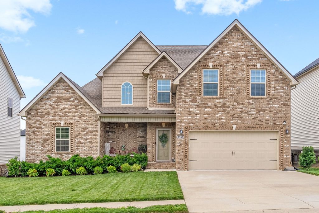 1152 Folly Beach Dr, Clarksville, TN 37042