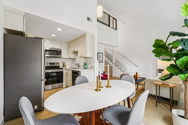 705 W Fremont Avenue 3, Sunnyvale, CA 94087