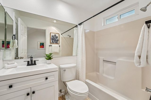 705 W Fremont Avenue 3, Sunnyvale, CA 94087