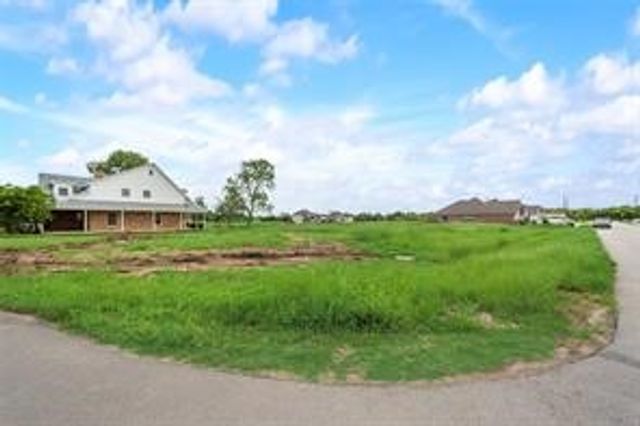 5276 Albert Court, Krum, TX 76249