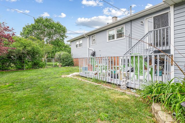 602 Reese Avenue, East Dundee, IL 60118
