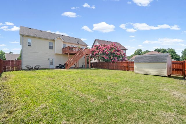 3625 Fox Den Ln, Clarksville, TN 37040