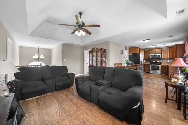 3625 Fox Den Ln, Clarksville, TN 37040