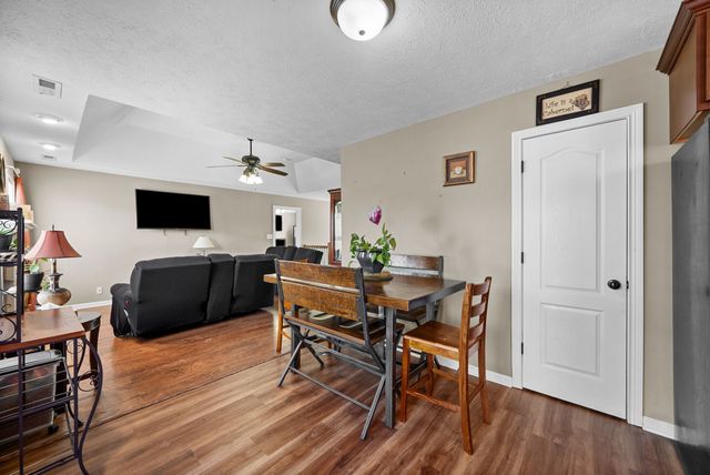 3625 Fox Den Ln, Clarksville, TN 37040