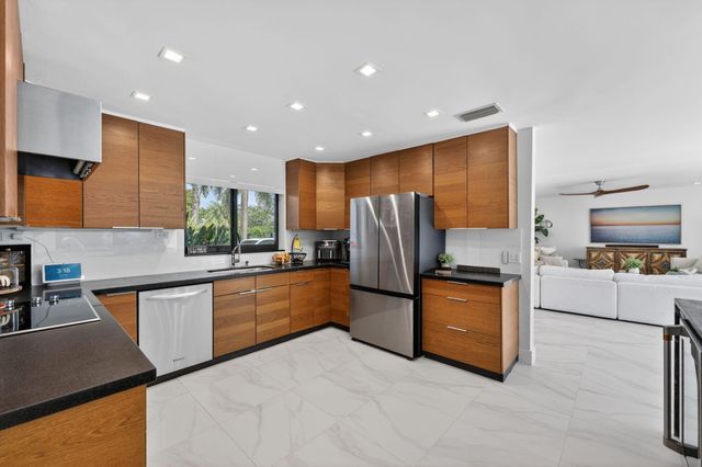 2648 NE 37th Drive, Fort Lauderdale, FL 33308