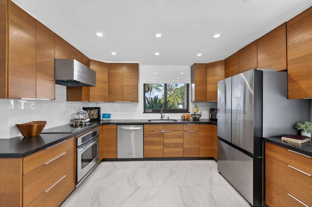 2648 NE 37th Drive, Fort Lauderdale, FL 33308