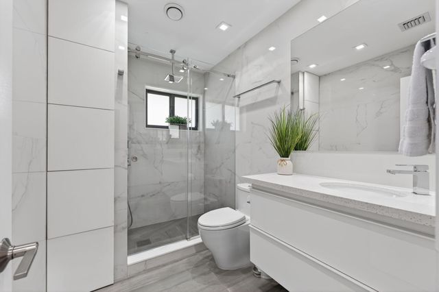 2648 NE 37th Drive, Fort Lauderdale, FL 33308