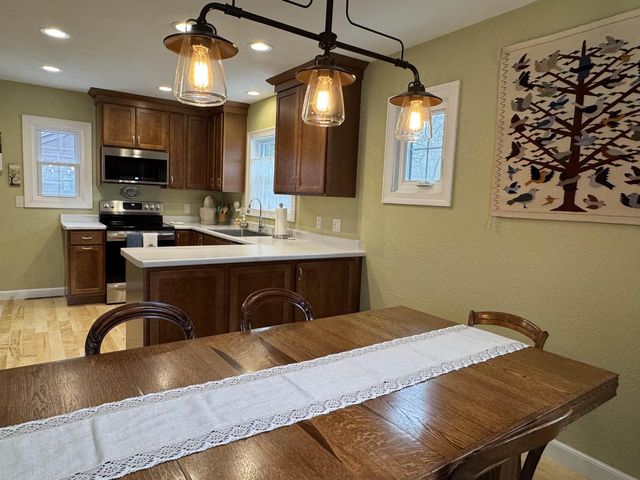 54 S Blackhawk Drive, Janesville, WI 53545