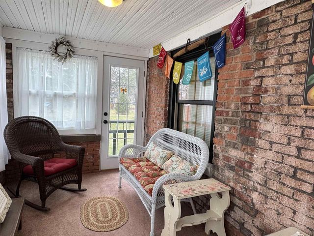 54 S Blackhawk Drive, Janesville, WI 53545