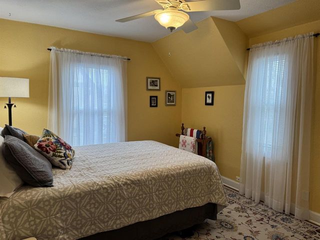 54 S Blackhawk Drive, Janesville, WI 53545