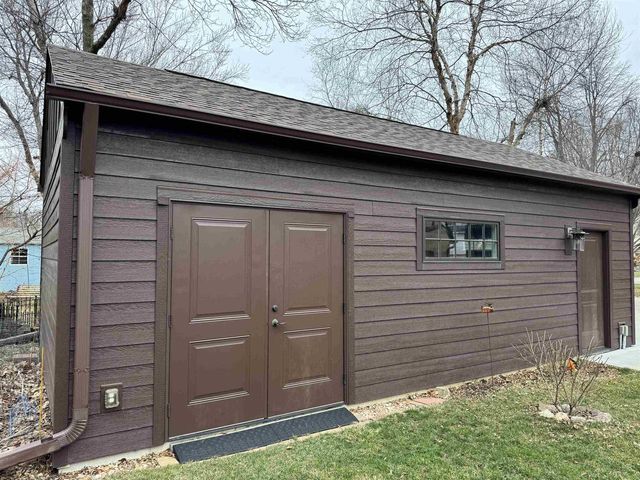 54 S Blackhawk Drive, Janesville, WI 53545