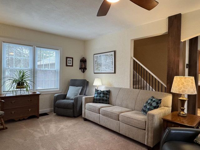 54 S Blackhawk Drive, Janesville, WI 53545