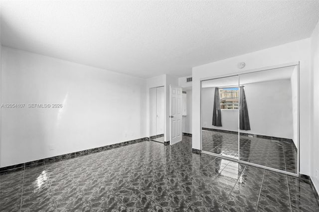 1913 S Ocean Dr 208, Hallandale Beach, FL 33009