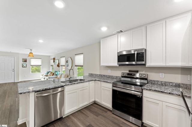 118 Heather Glen Lane, Clinton, SC 29325