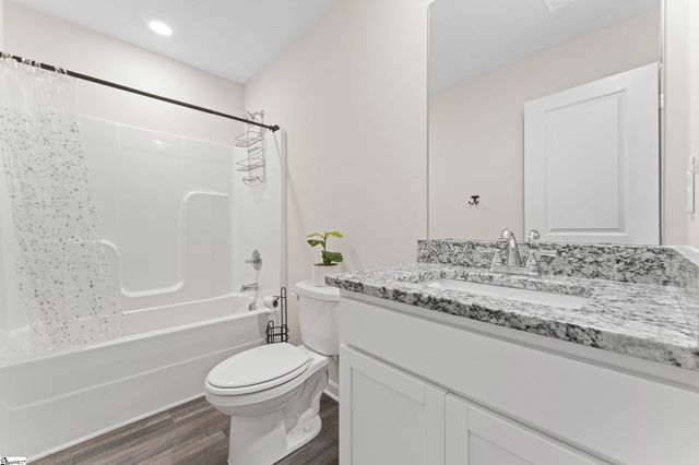 118 Heather Glen Lane, Clinton, SC 29325