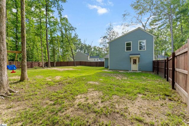 118 Heather Glen Lane, Clinton, SC 29325