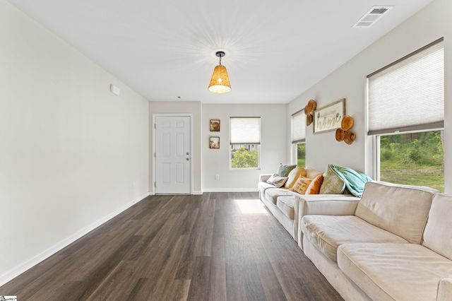 118 Heather Glen Lane, Clinton, SC 29325